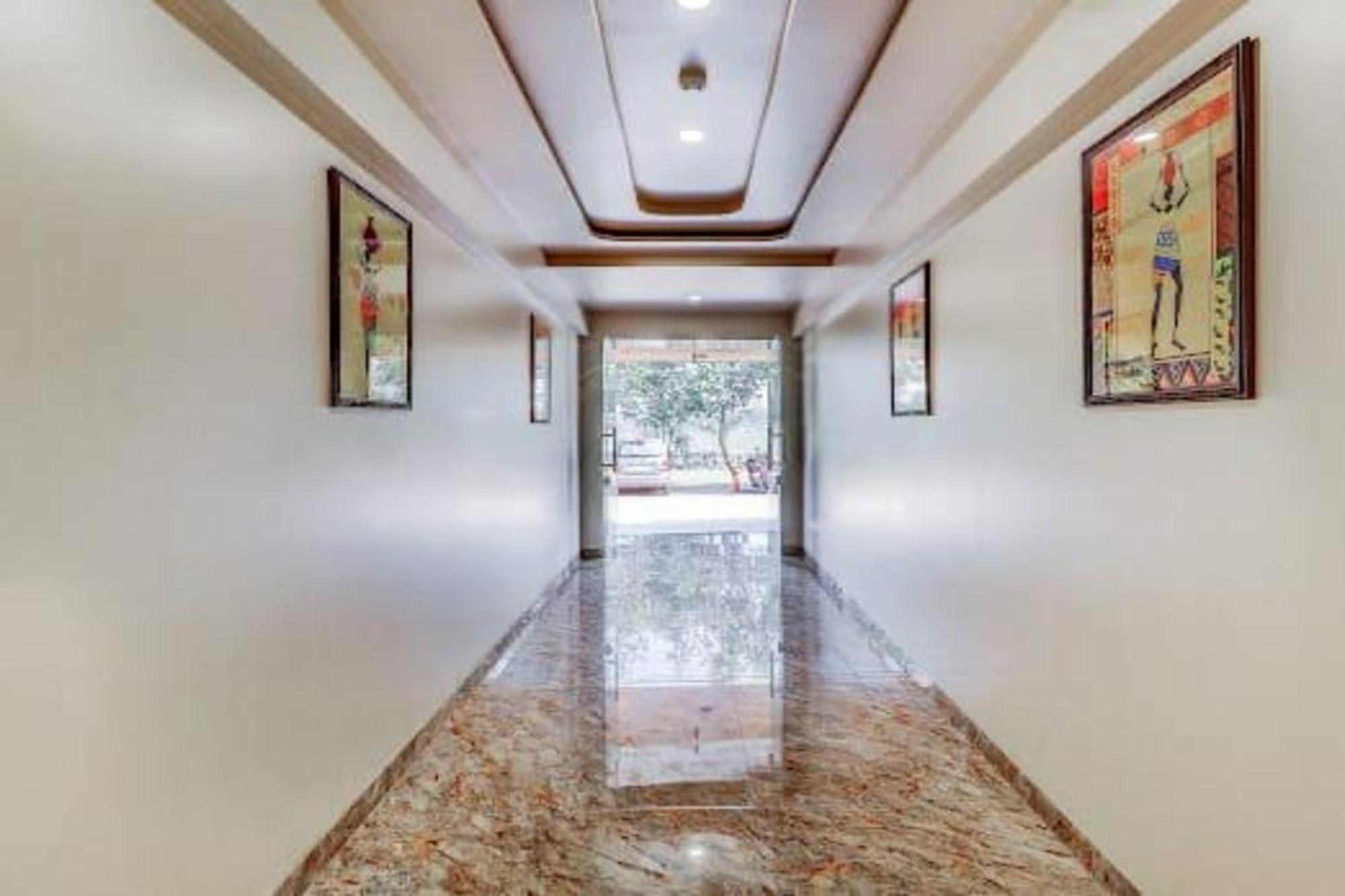 Hotel Apratim Lodging & Boarding Ulhasnagar Exterior photo
